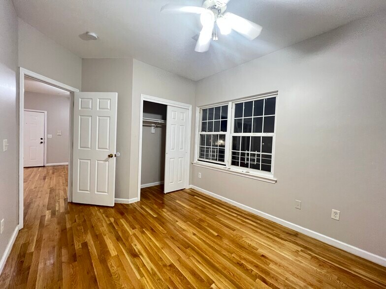 481 Communipaw Ave 2 - 488 Communipaw Ave