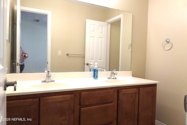 Building Photo - 10150 Belle Rive Blvd