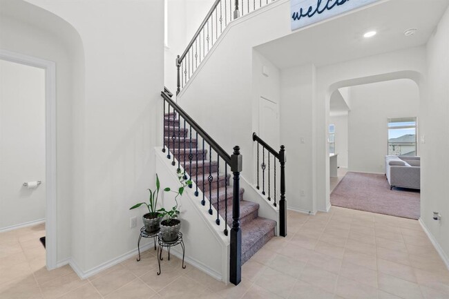 Building Photo - 4729 San Rufo Dr