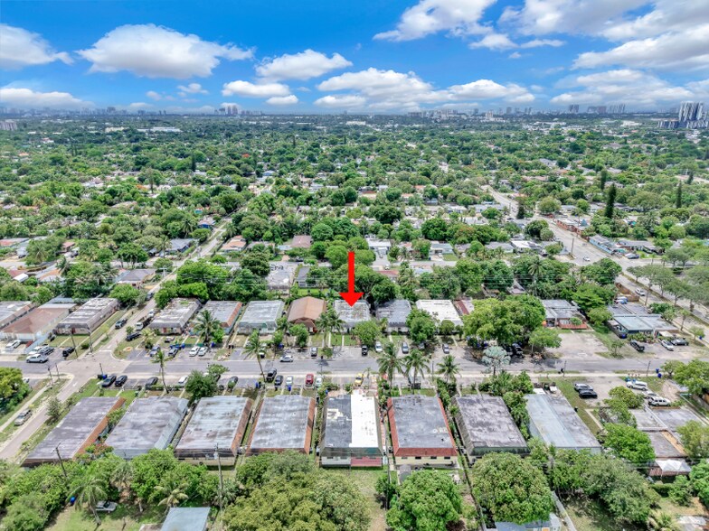 Primary Photo - 1326 NW 8th Ave