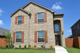 Building Photo - House for Lease in Heartland Area!