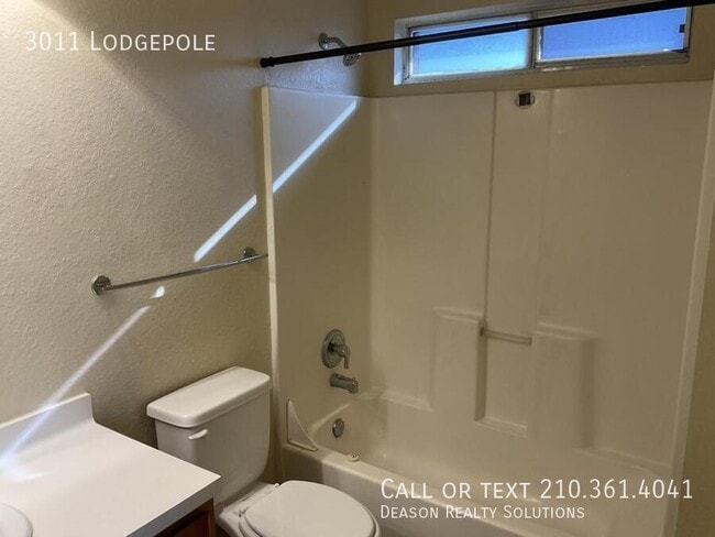 Building Photo - 3011 Lodgepole-