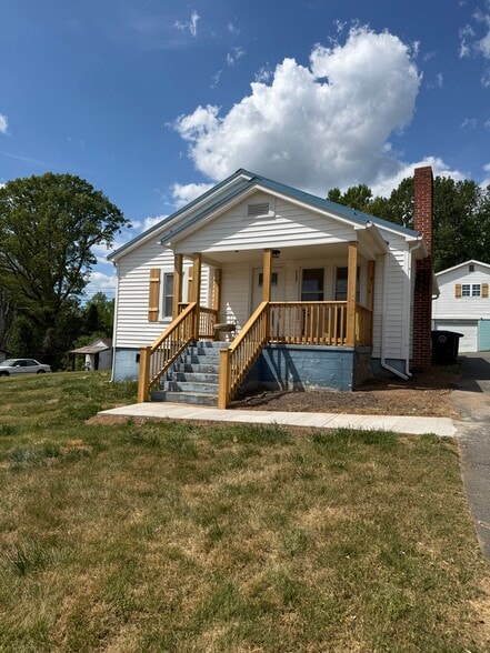 Building Photo - 712 Dixie Ave NW