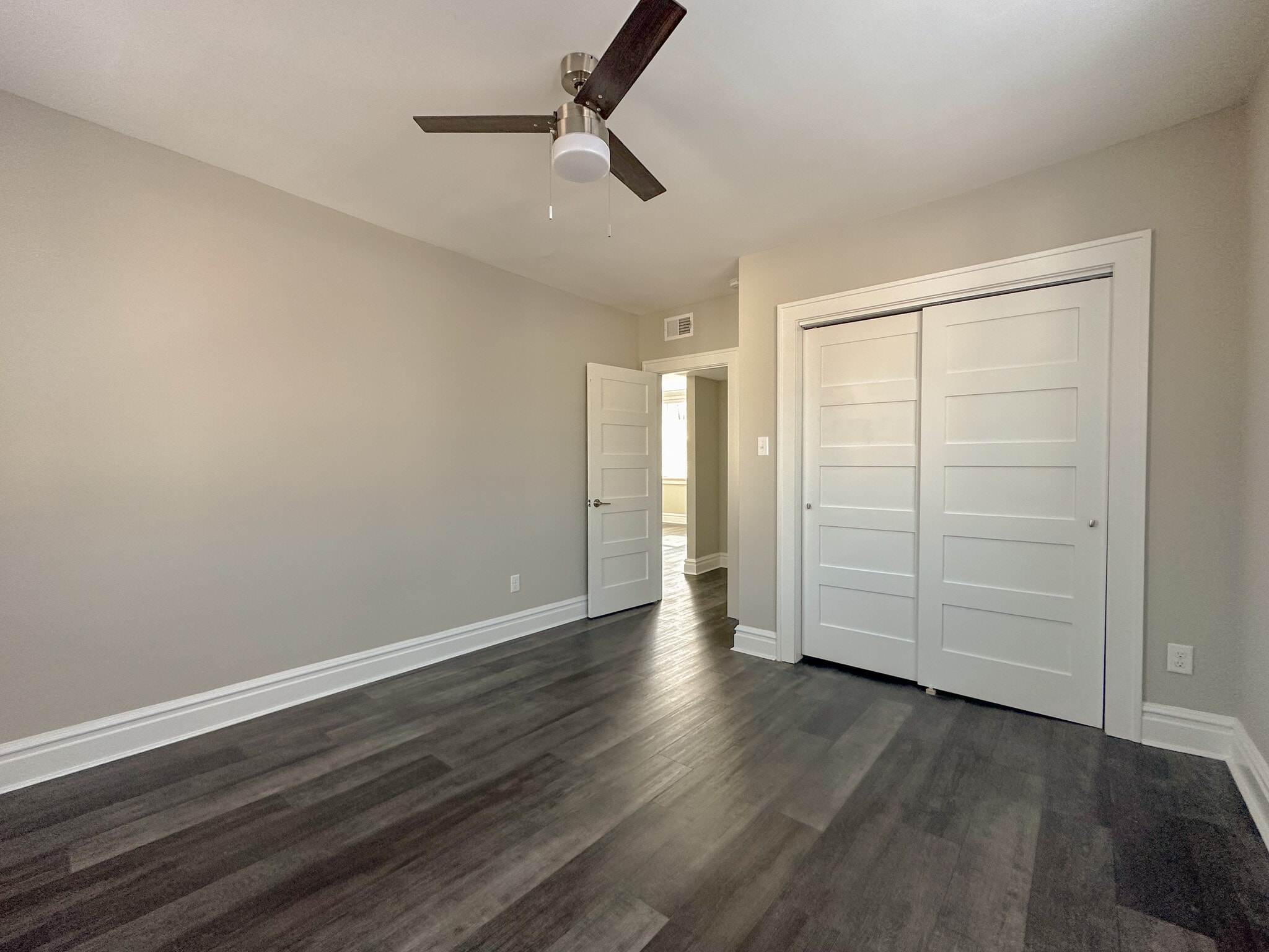 Bedroom - 7505 Pershing Ave