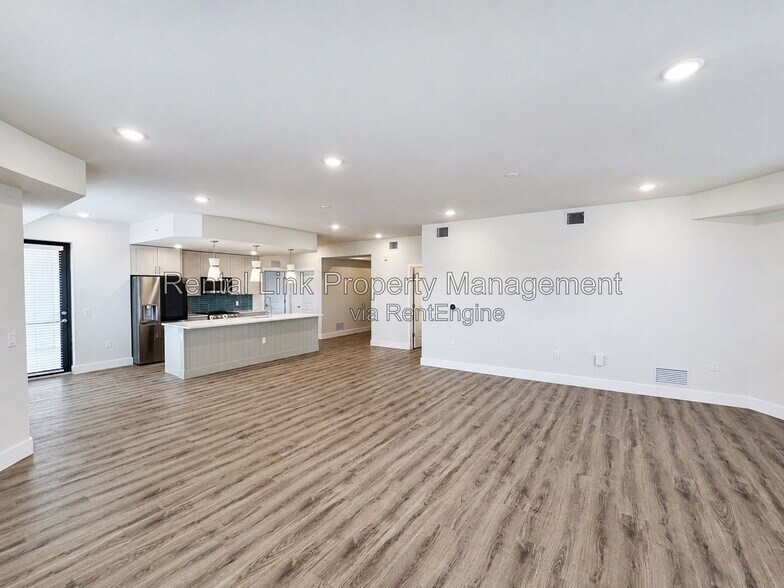 Building Photo - 414 Cape Coral Pkwy E