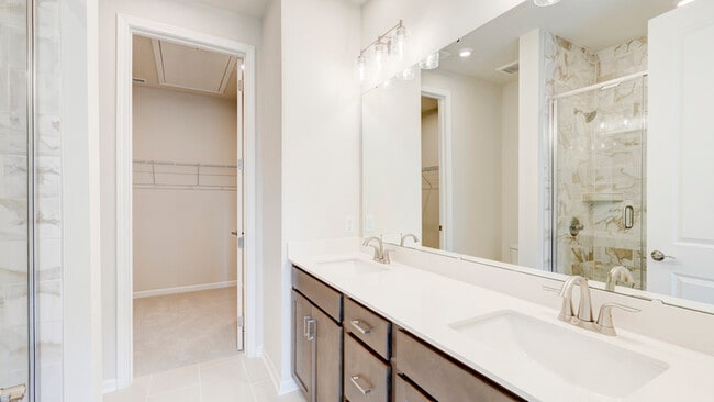 Building Photo - 5509 Swaling St