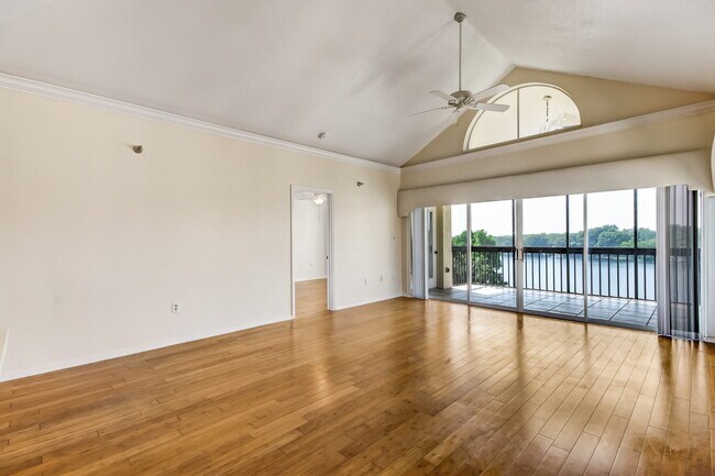 Building Photo - 204 Quayside Cir