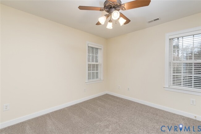 Building Photo - 11412 Pinedale Dr