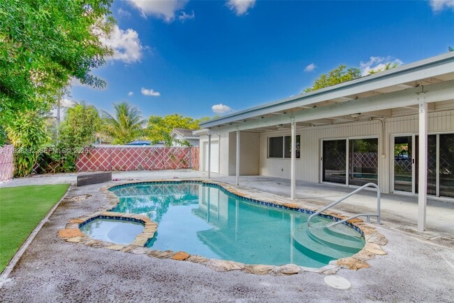 Building Photo - 4308 Adams St