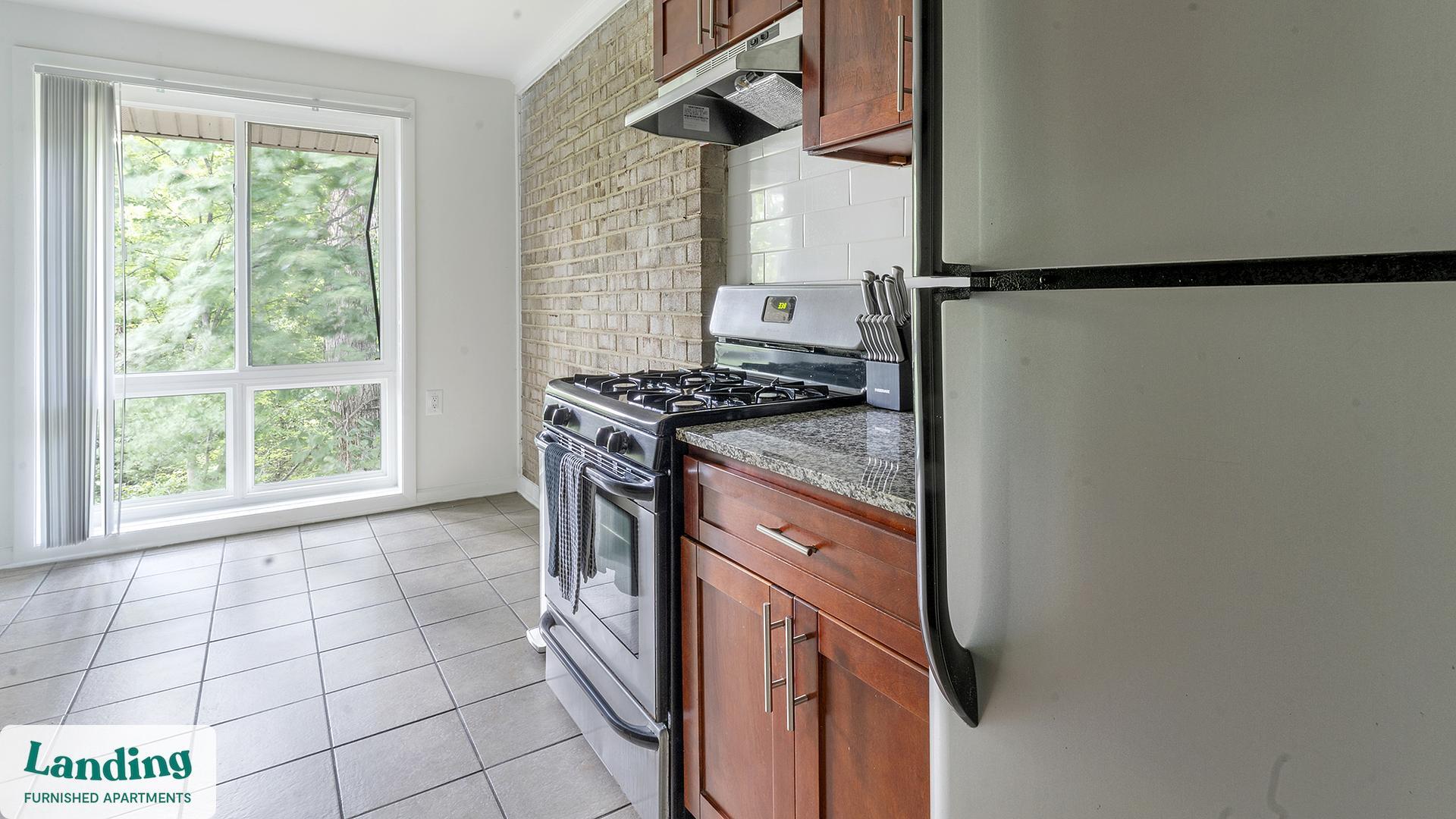 Building Photo - 6220 Springhill Dr
