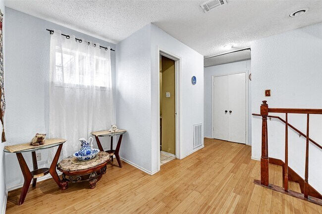 Building Photo - 13523 Pasa Robles Ln