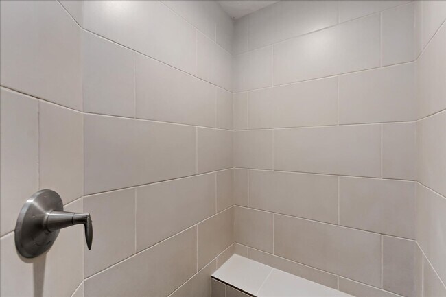 Building Photo - 4 Bedroom, 2 Bath home in Beautiful Meridian with SO MANY upgrades and perks throughout!  You don...