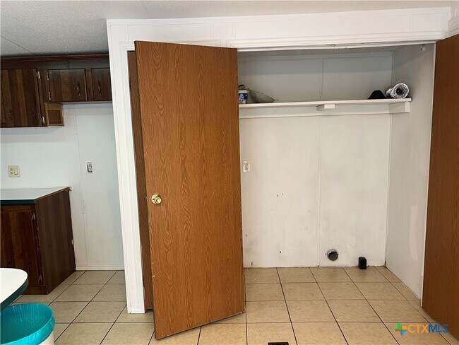 Building Photo - 222 Buckhorn Dr