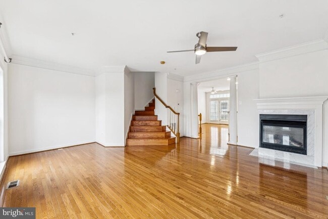 Building Photo - 8915 Amelung St