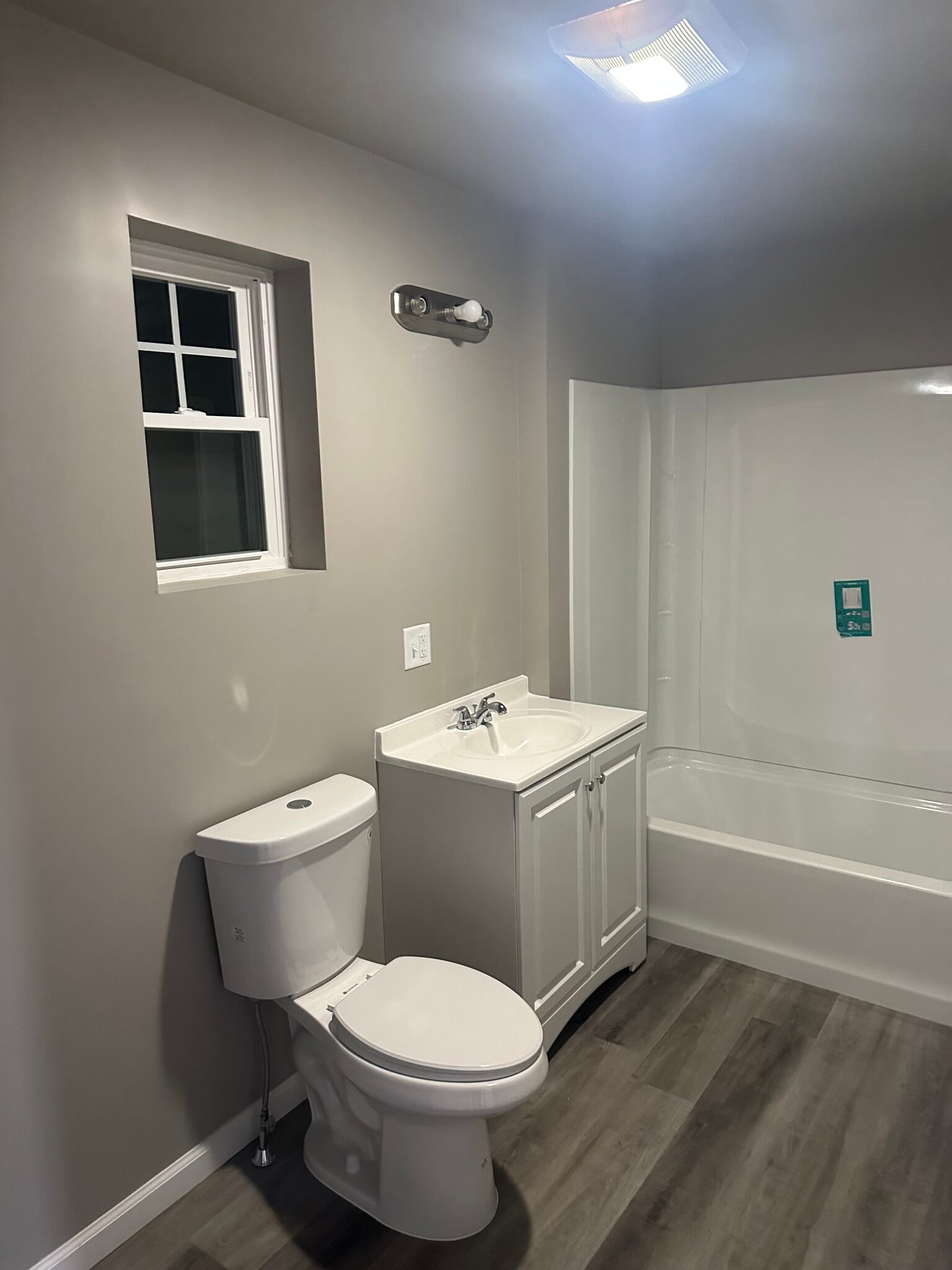 Building Photo - 316 Cherry St