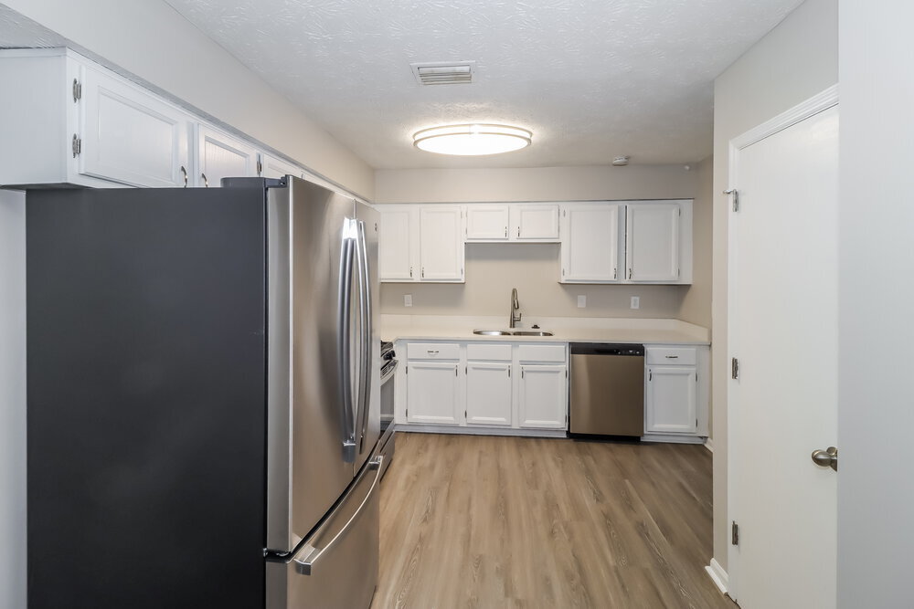 Building Photo - 643 Tarragon Way SW