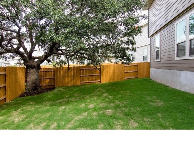Building Photo - 14201 McCoy Lp