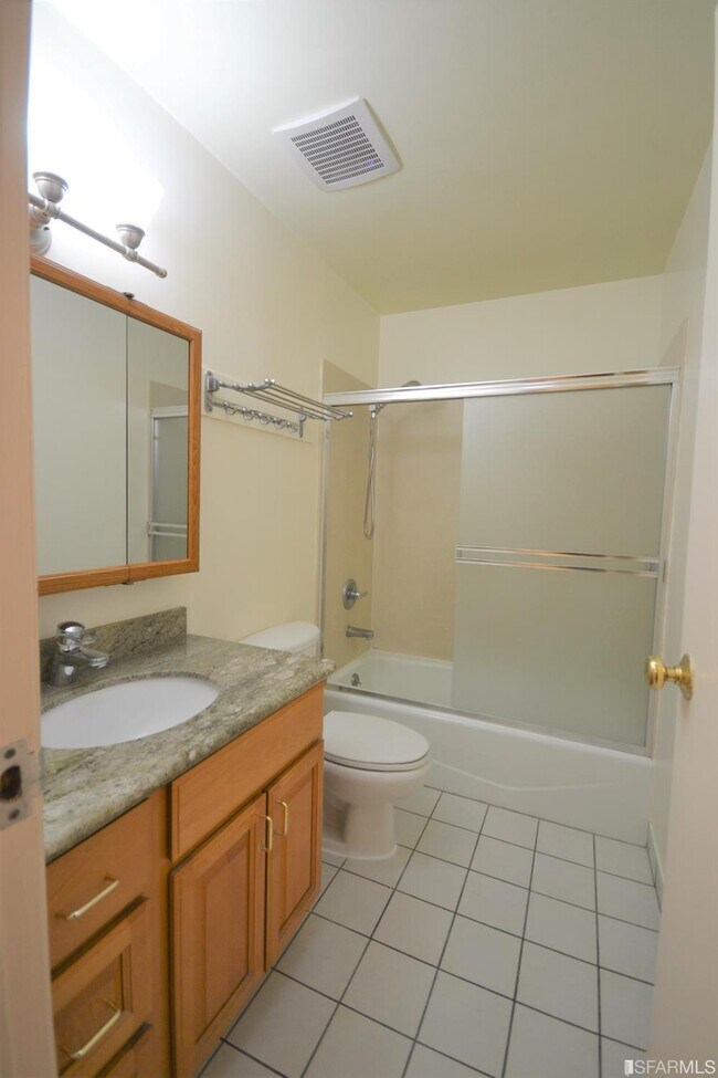 Building Photo - 120 Leland Ave