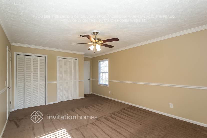 Building Photo - 5281 Shallow Wood Ln