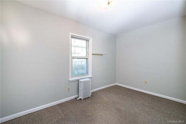 Building Photo - 274 Lockwood Ave