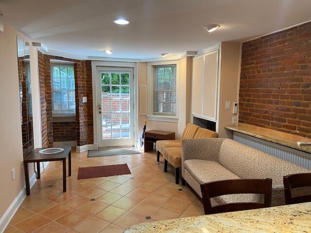 Building Photo - 3319 16th St NW