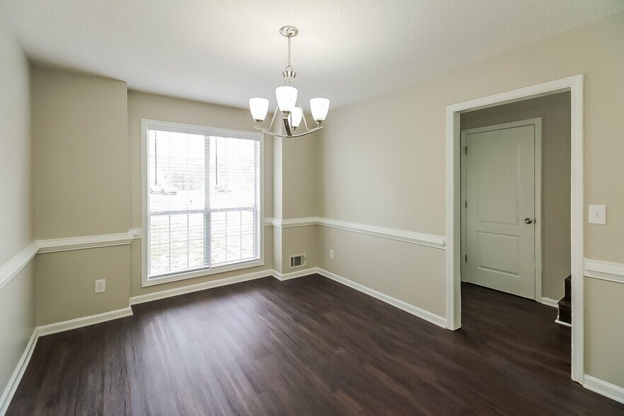 Building Photo - 401 Cannonball Ct