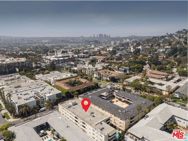 Building Photo - 7949 Selma Ave