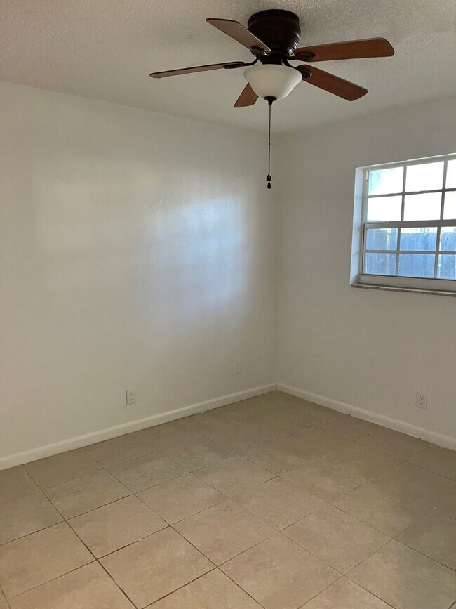 Building Photo - POS Holdings LLC-718-720