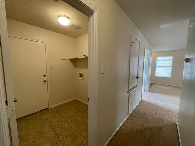 Building Photo - 3-Bedroom House for Rent in Killeen