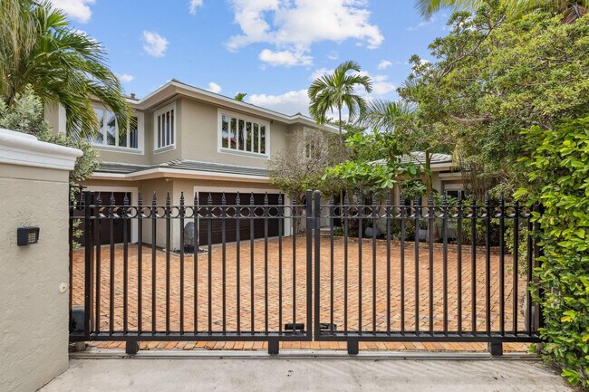 Building Photo - 3301 NE 16th St