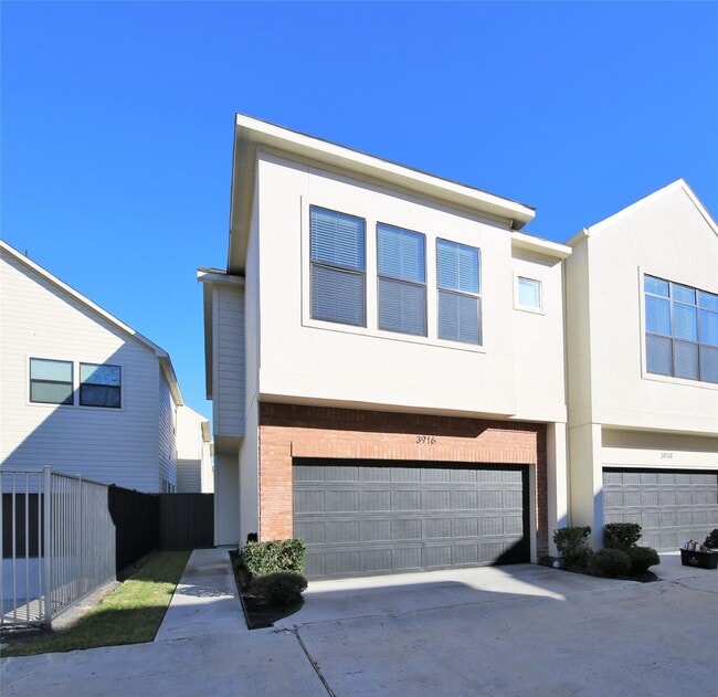 Building Photo - 3916 Tulane Oak Dr