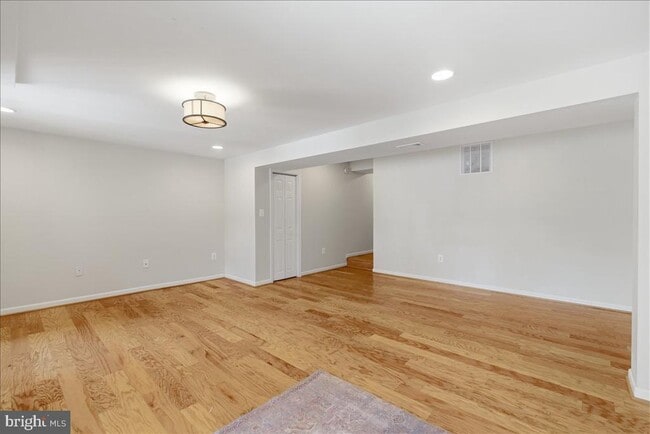 Building Photo - 1490 Autumn Ridge Cir