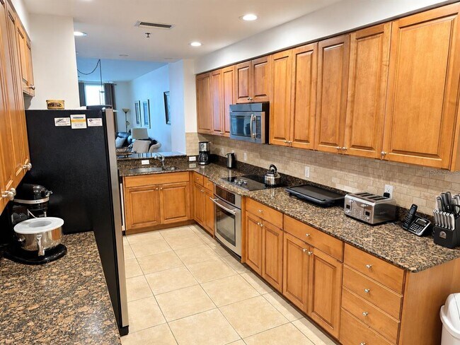 Building Photo - 615 Riviera Dunes Way