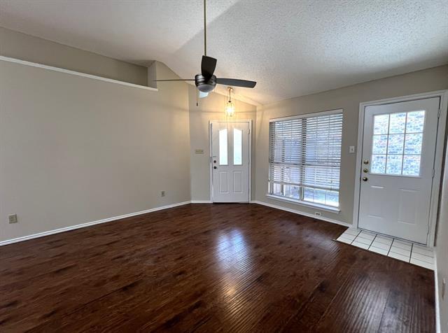 Building Photo - 5013 Hearthcrest Dr