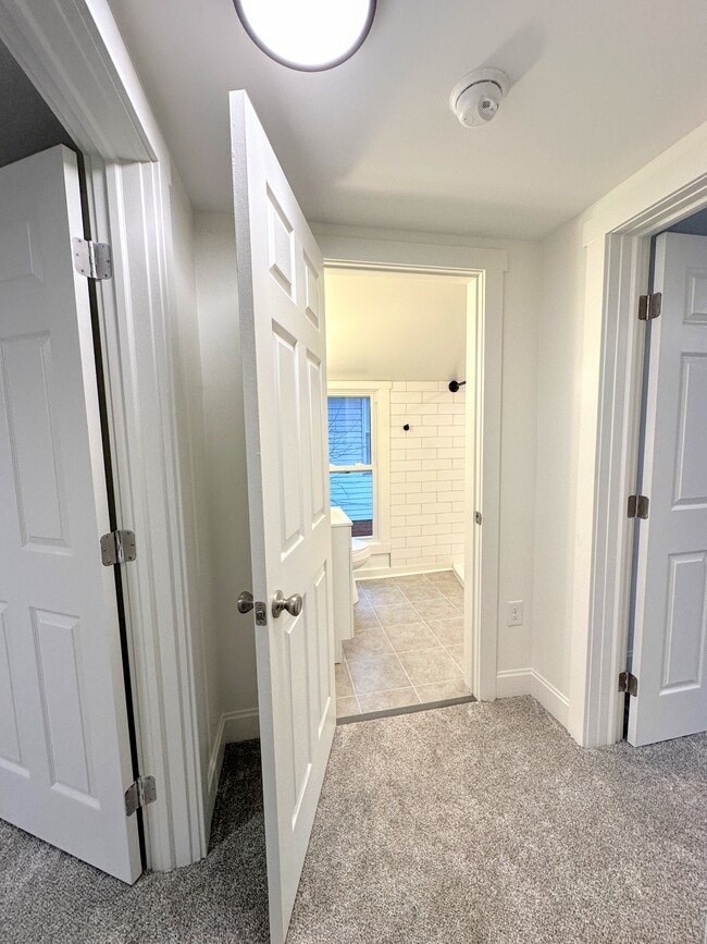 Building Photo - 1337 Methyl St