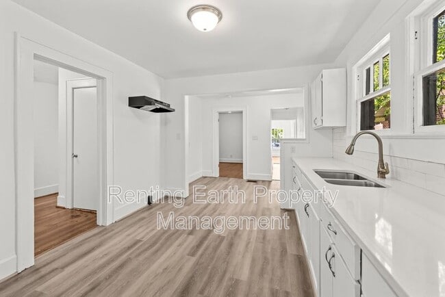 Building Photo - 1436 44th St Ensley