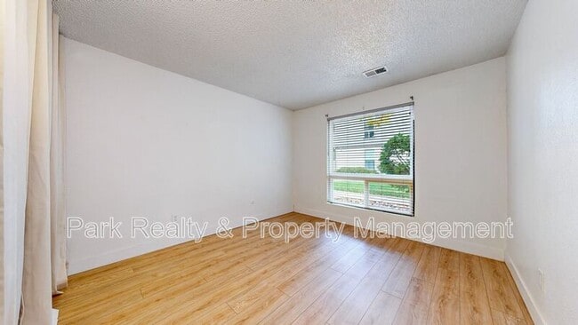 Building Photo - 7373 W Florida Ave