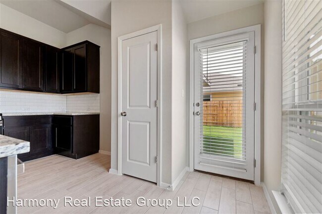 Building Photo - 187 Living Reef Dr