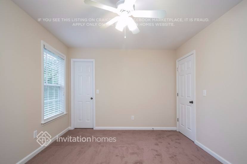 Building Photo - 5171 Silhouette Ln SW