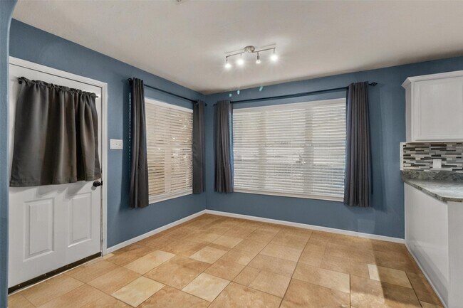 Building Photo - 17031 Pelorus Way