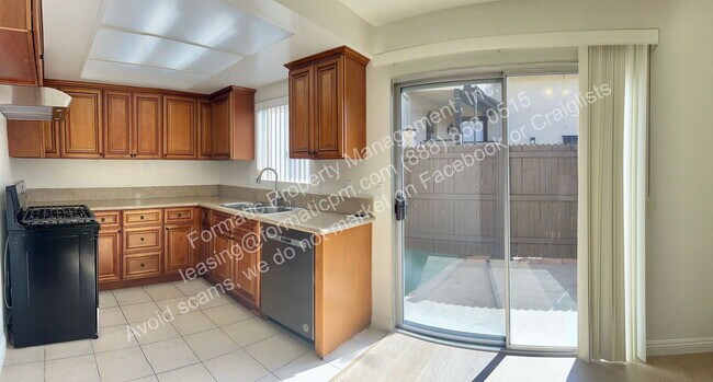 Building Photo - 2442 S Nancy St