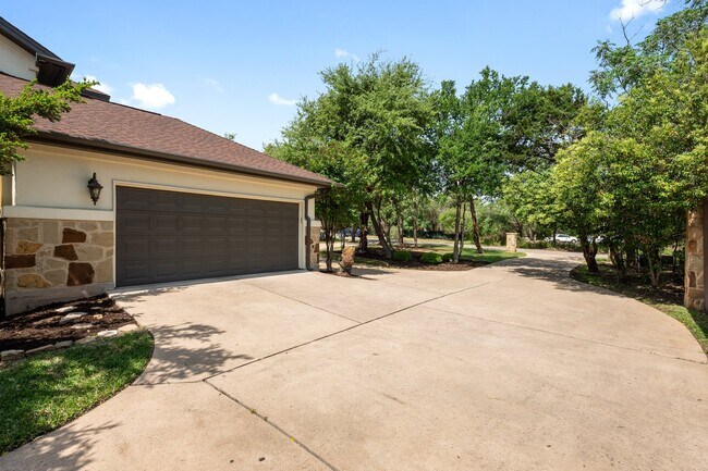 Building Photo - 206 Lido St