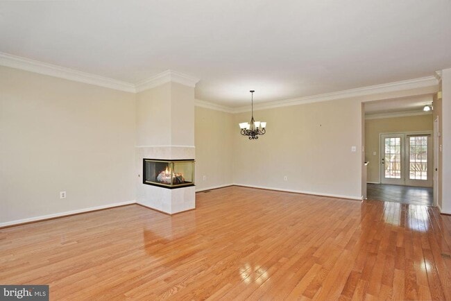 Building Photo - 4002 Rosemeade Dr