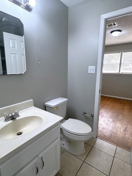 Building Photo - 1100 Danita Cove