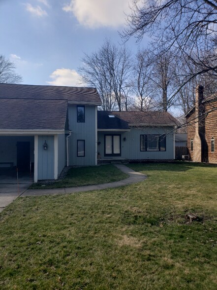 Primary Photo - 10136 Fair Rd