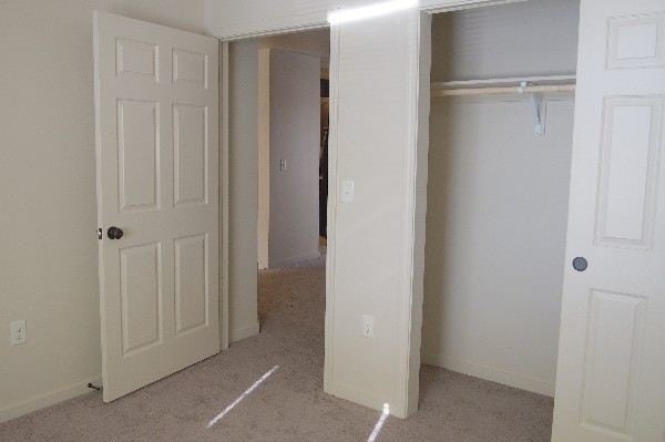 Building Photo - 5265 Mesquite Dr