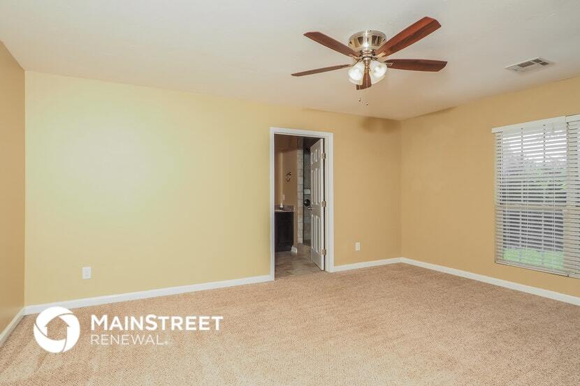 Building Photo - 6800 Bayberry Dr