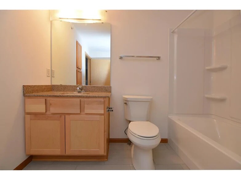 Building Photo - 8206 Starr Grass Dr
