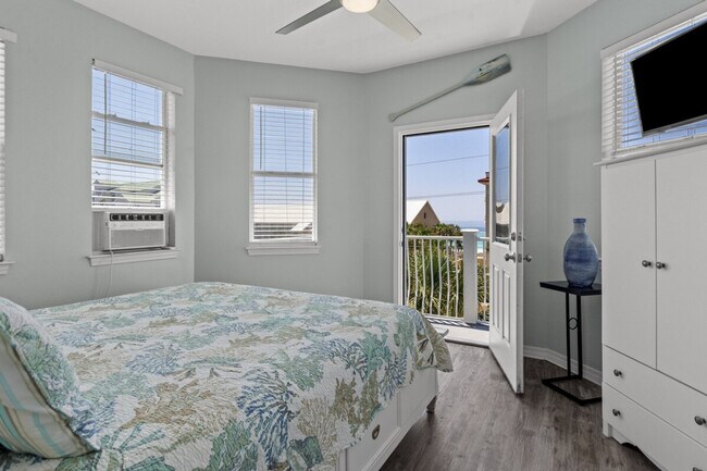 Building Photo - 2809 Scenic Hwy 98