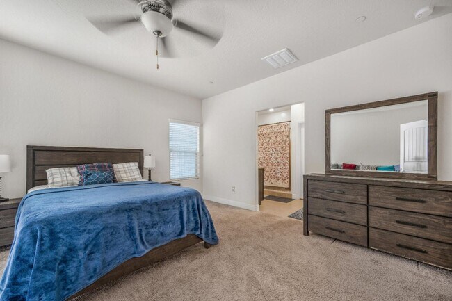Building Photo - Newly Built Lennar Home in Northwest Fresno